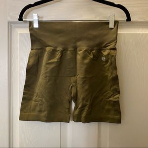 Hugh waisted olive biker shorts